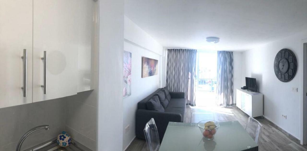 Sea View Coronel Modern & Sunny Apartment อาโรนา ภายนอก รูปภาพ